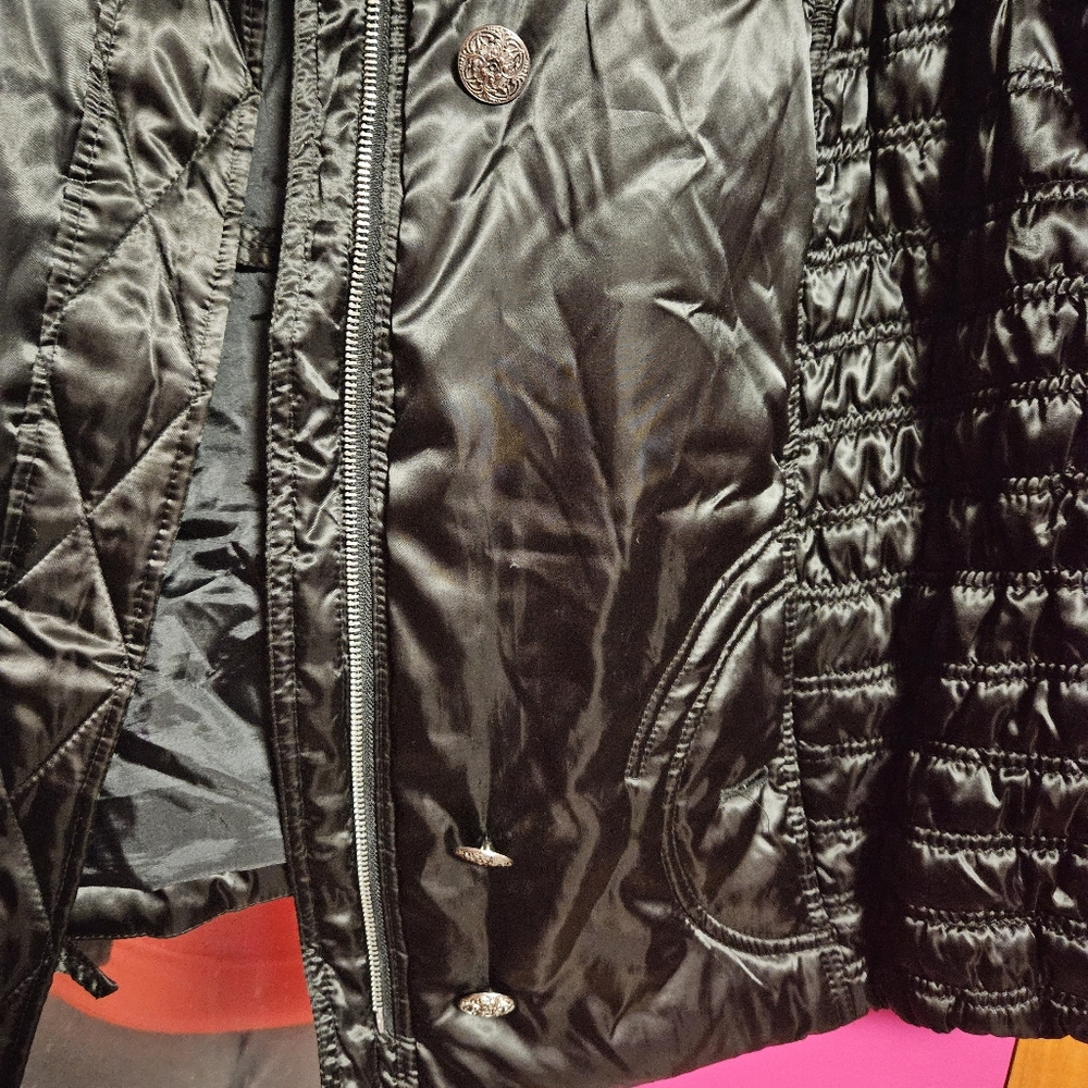 Outer Plus Size Vest - Picture 8 of 9